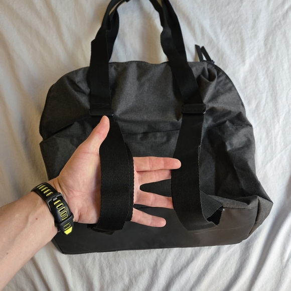 Adidas Convertible Backpack Duffel Travel Bag Charcoal with clear outer pockets - Picture 6 of 12